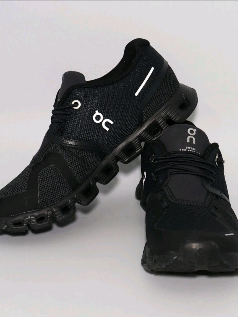 ON Cloud 5 Women's Running Sneakers, All Black, Size 6.5 (5998905) Minimalist